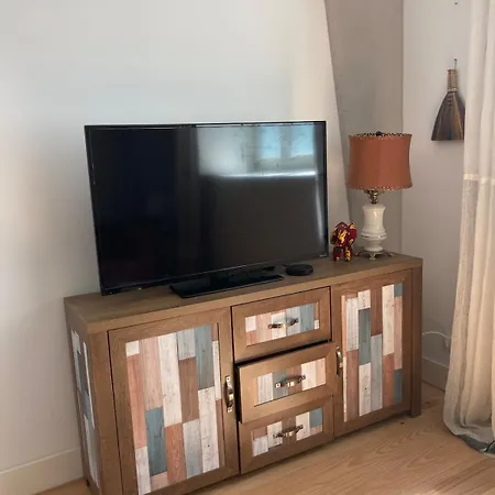 Elegant 2 Bdr, Very Well Located Next To Timeout