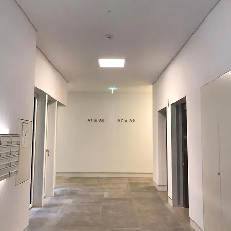 Elegant 2 Bdr, Very Well Located Next To Timeout